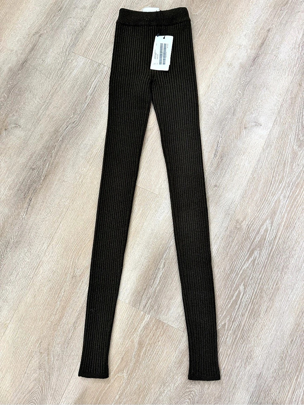 Max Mara Ribbed Leggings in Khaki Size Small FLAWED
